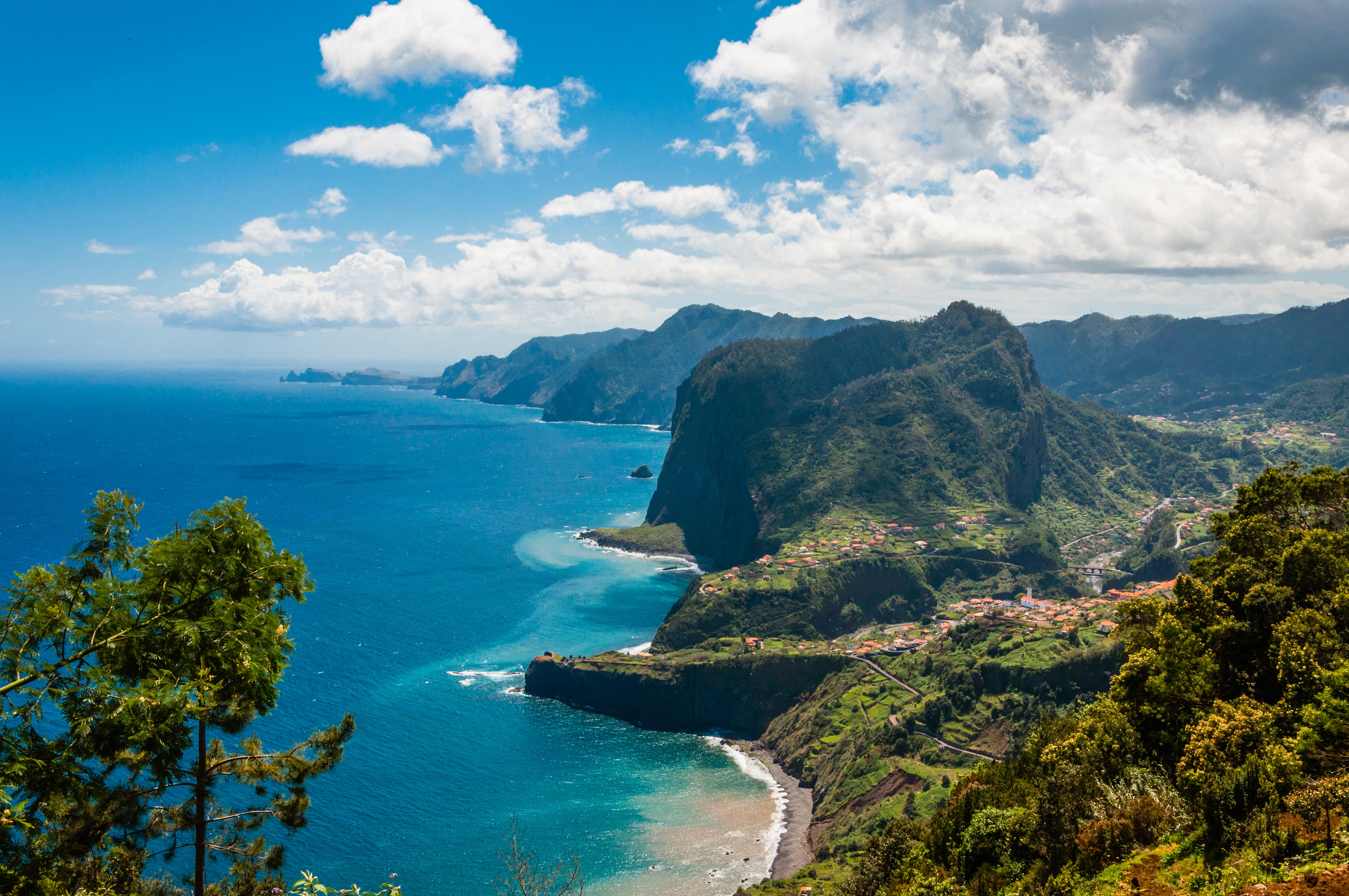 AdobeStock_102542099 (1)Madeira